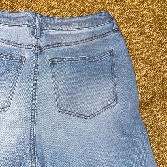 RSQ light wash straight leg jeans - Picture 4 of 10